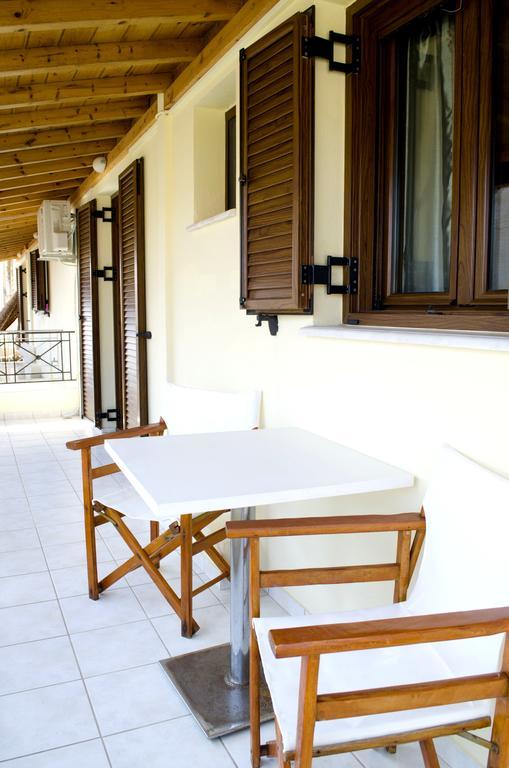Antelia Homes Skiathos Town Bagian luar foto
