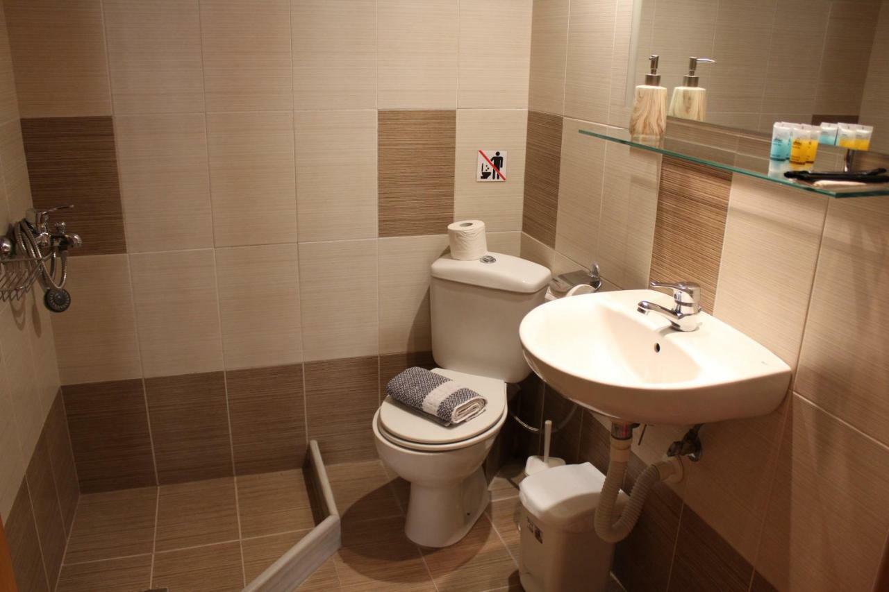 Antelia Homes Skiathos Town Bagian luar foto