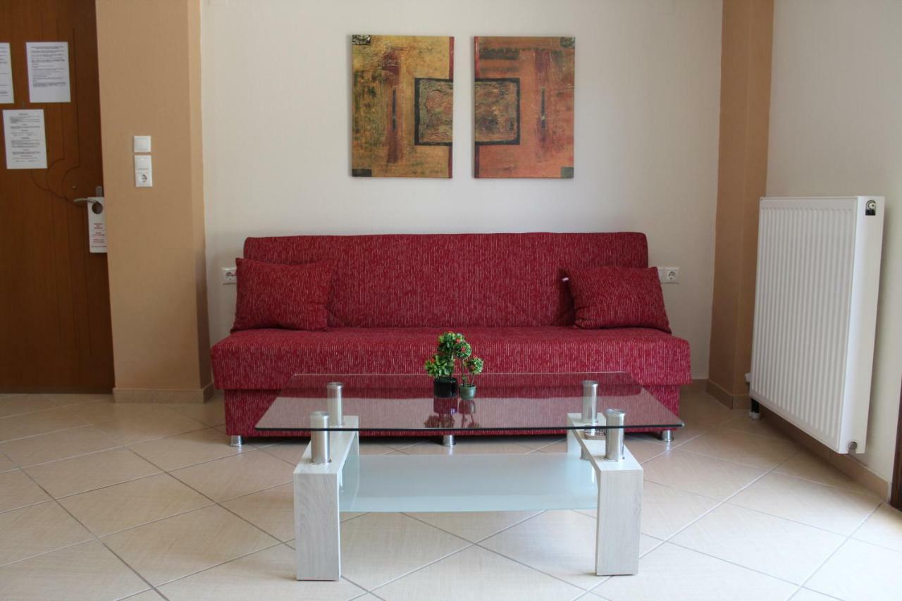 Antelia Homes Skiathos Town Bagian luar foto