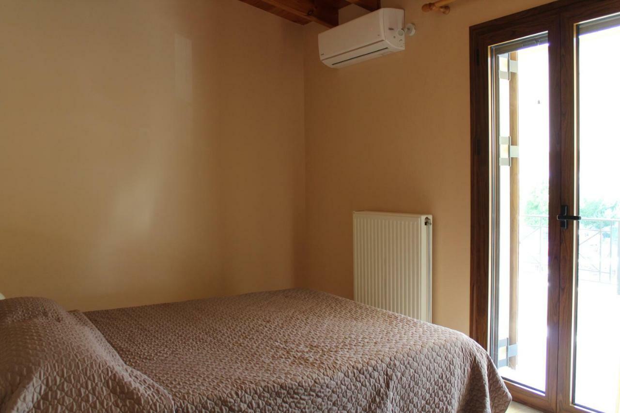 Antelia Homes Skiathos Town Bagian luar foto