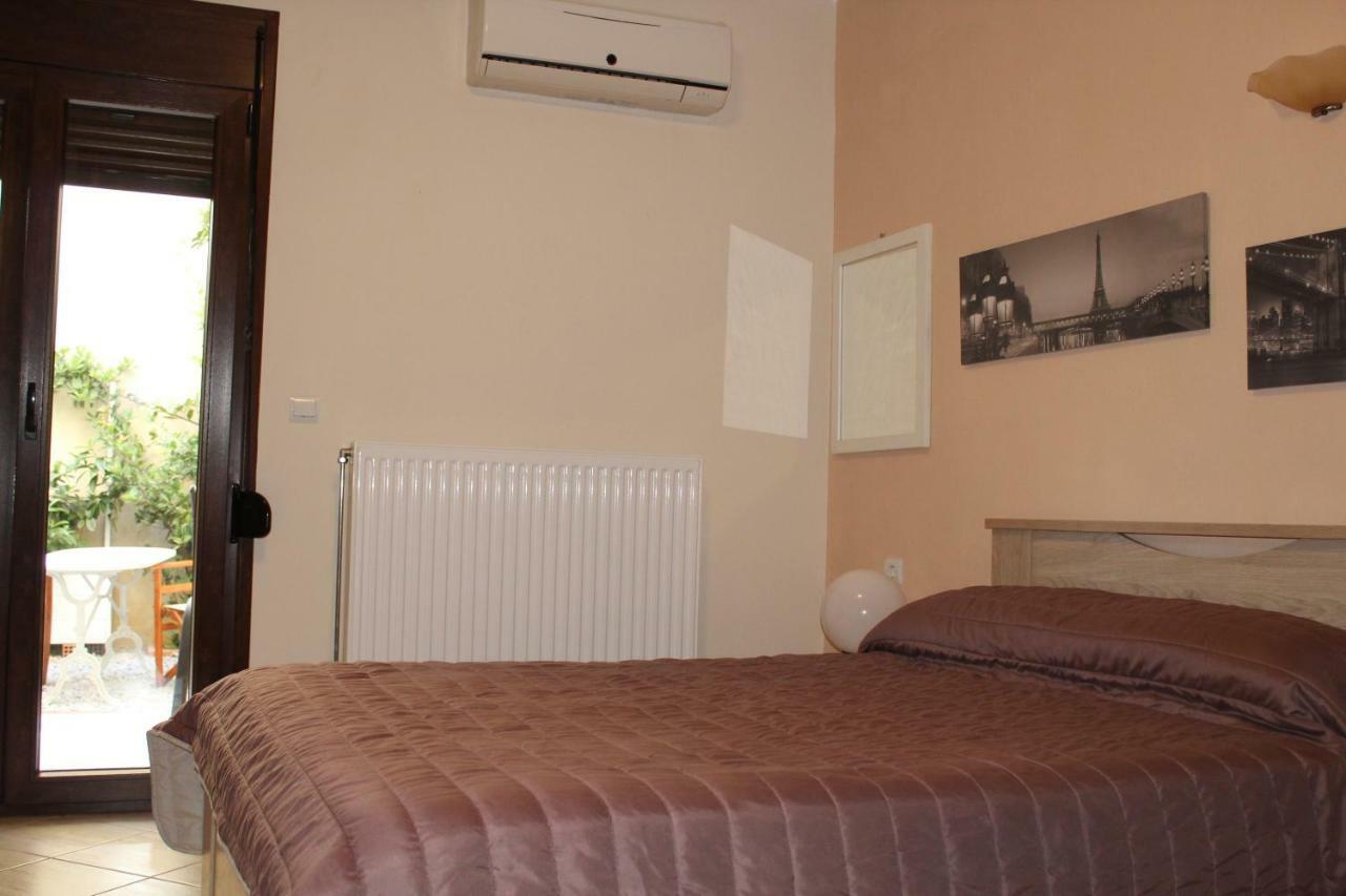 Antelia Homes Skiathos Town Bagian luar foto