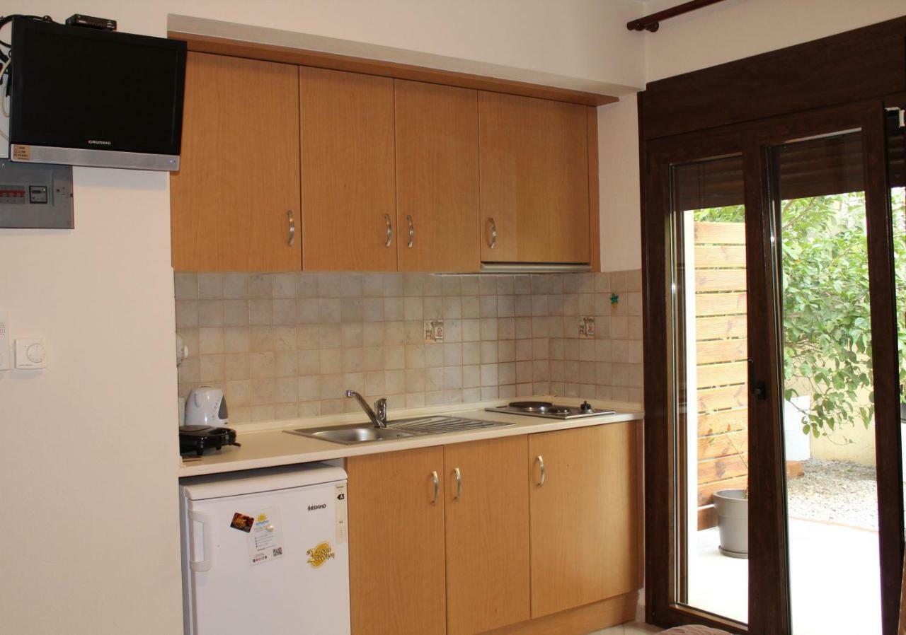 Antelia Homes Skiathos Town Bagian luar foto